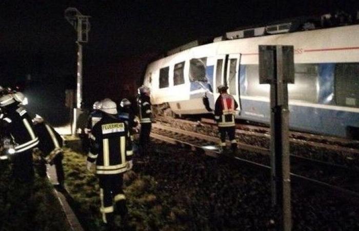 ألمانيا.. تصادم قطارين قرب دوسلدورف وإصابة عدة أشخاص