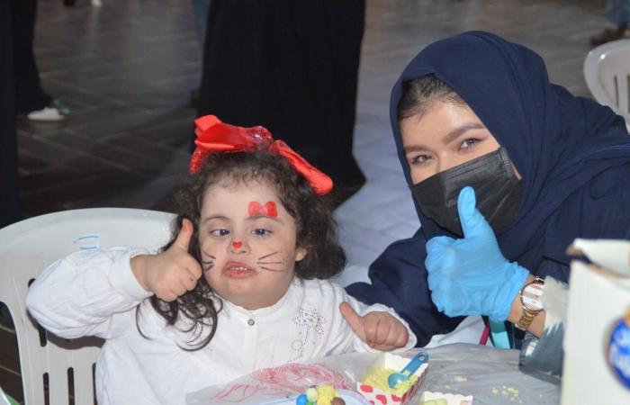 الخليح | هكذا تطوع سعوديون لإسعاد ذوي الاحتياجات الخاصة