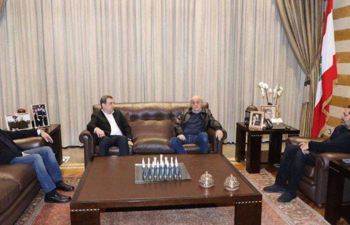 الحريري التقى جنبلاط: سأشارك باختصاصيين في الحكومة