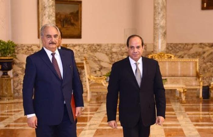 مصر | حفتر يبحث تطورات الأزمة الليبية مع الجانب المصري 