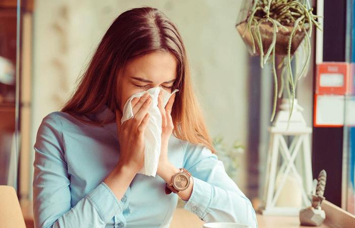 كيف تفرّق بين أعراض كورونا والإنفلونزا؟