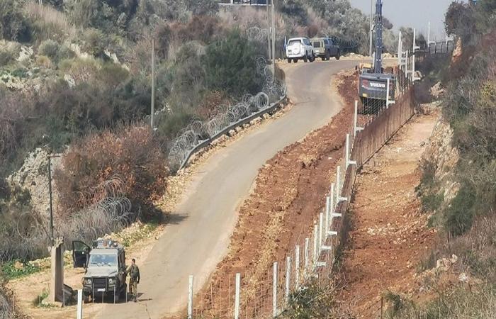تدافع بين ضابط لبناني وآخر اسرائيلي.. واستنفار! (فيديو)