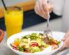 كيف يمكن للأطعمة اليومية أن تعزز صحتك؟
