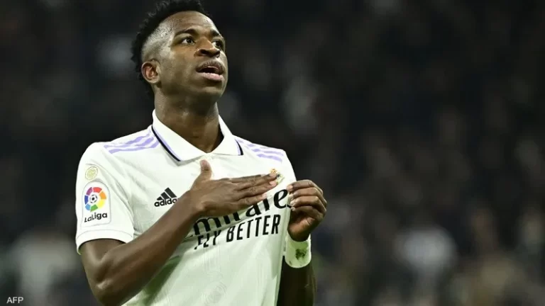 فينيسيوس جونيور.. “مدريدي” حتى عام 2027 فينيسيوس-جونيور.-“مدريدي”-حتى-عام-2027