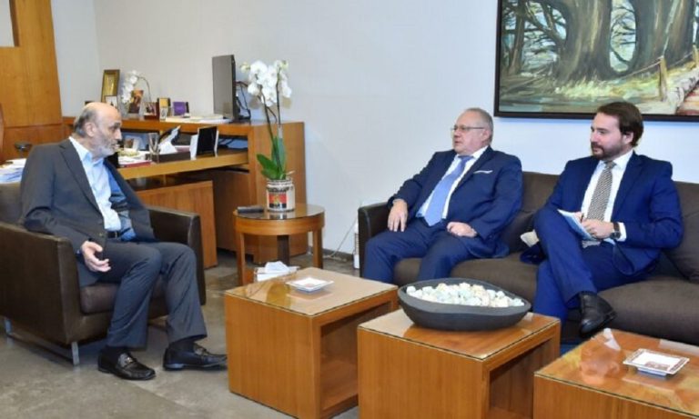 تداعيات حرب غزة بين جعجع وسفير هنغاريا تداعيات-حرب-غزة-بين-جعجع-وسفير-هنغاريا