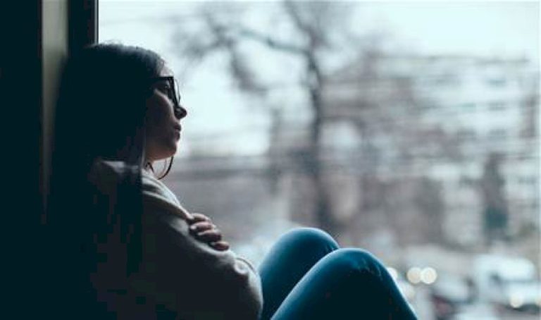 الشمس-وضوء-النهار-أفضل-علاج-لاكتئاب-الشتاء