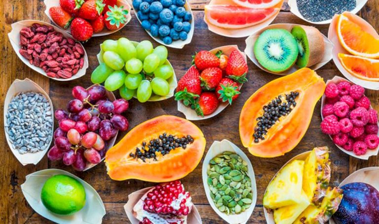 بينها التوت.. فواكه قد تساعد في تقليل آلام التهاب المفاصل بينها-التوت.-فواكه-قد-تساعد-في-تقليل-آلام-التهاب-المفاصل