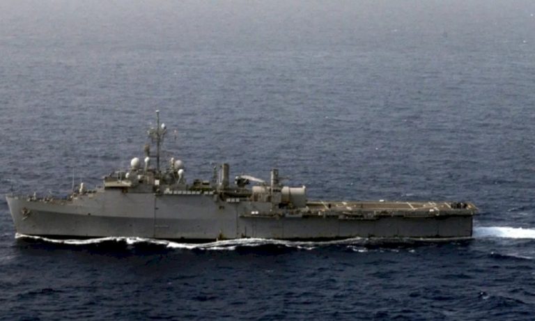 أزمة البحر الأحمر تقفز بتكاليف الشحن 173 بالمئة أزمة-البحر-الأحمر-تقفز-بتكاليف-الشحن-173-بالمئة