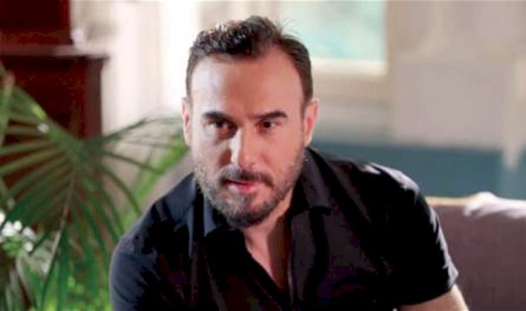 باسم مغنية يفتح النار على تيم حسن ويثير الجدل بتصريحاته باسم-مغنية-يفتح-النار-على-تيم-حسن-ويثير-الجدل-بتصريحاته