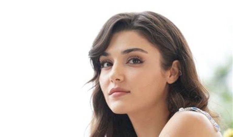 هاندا أرتشيل تستذكر والدتها الراحلة بطريقتها الخاصة (صور) هاندا-أرتشيل-تستذكر-والدتها-الراحلة-بطريقتها-الخاصة-(صور)