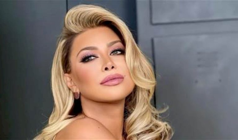 مُعجب يتقدم للزواج من نوال الزغبي مباشرة على الهواء.. شاهدوا ماذا فعلت (فيديو) مُعجب-يتقدم-للزواج-من-نوال-الزغبي-مباشرة-على-الهواء.-شاهدوا-ماذا-فعلت-(فيديو)