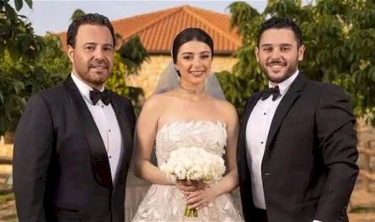 الوليد الحلاني يتحدث عن حمل شقيقته ماريتا.. وهذا ما قاله عن ارتباطه عاطفياً الوليد-الحلاني-يتحدث-عن-حمل-شقيقته-ماريتا.-وهذا-ما-قاله-عن-ارتباطه-عاطفياً