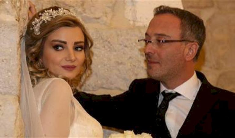 حامل بطفلها الثاني: تفاصيل جديدة عن سبب وفاة زوجة الشاعر منير بو عساف الشابة.. فيروس أصاب جسدها (صور) حامل-بطفلها-الثاني:-تفاصيل-جديدة-عن-سبب-وفاة-زوجة-الشاعر-منير-بو-عساف-الشابة.-فيروس-أصاب-جسدها-(صور)