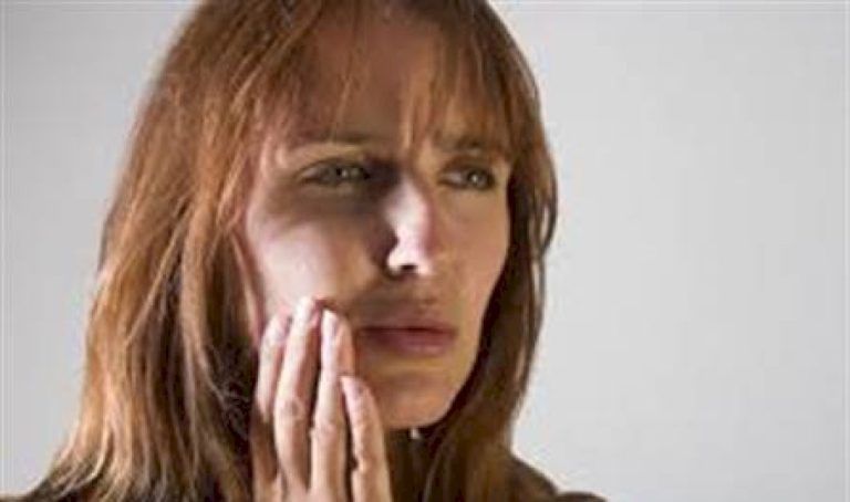 أسباب لسرطان الفم وطرق للوقاية منه أسباب-لسرطان-الفم-وطرق-للوقاية-منه