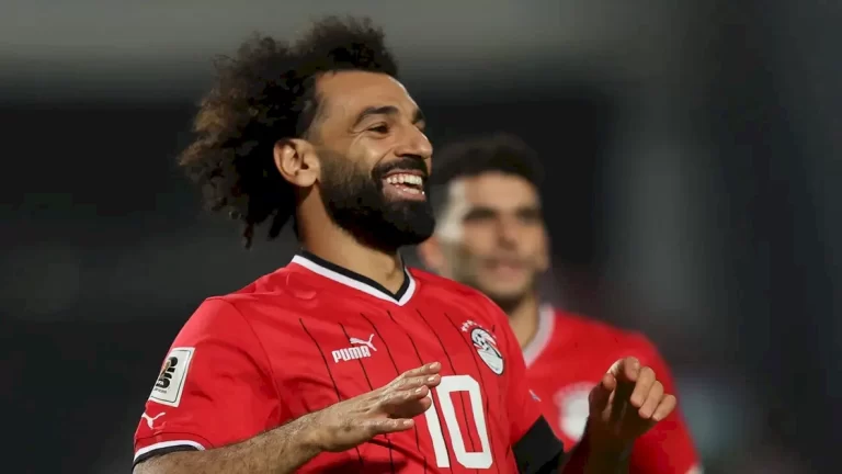 غياب صلاح شهرين عن الملاعب غياب-صلاح-شهرين-عن-الملاعب