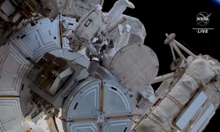 ناسا-تستعيد-الاتصال-بمروحيتها-على-المريخ-بعد-انقطاعه