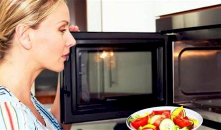 هل-من-علاقة-بين-أفران-الميكروويف-والسرطان؟