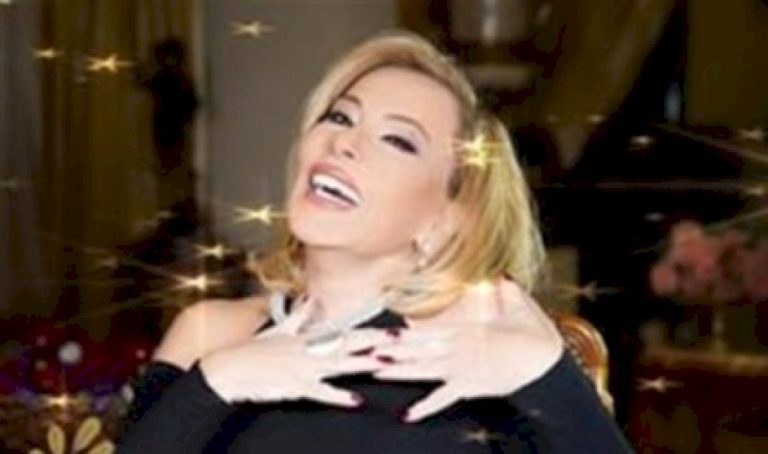 بالصور.-ماغي-فرح-تضجّ-أنوثة-وأناقة-في-أحدث-إطلالاتها-لهذا-العام