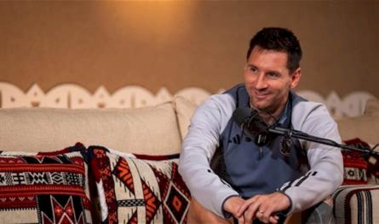 خبر مهم لعشّاقه: ميسي ضيفاً في برنامج عربي لأول مرّة.. سيستضيفه هذا الإعلامي الشهير! خبر-مهم-لعشّاقه:-ميسي-ضيفاً-في-برنامج-عربي-لأول-مرّة.-سيستضيفه-هذا-الإعلامي-الشهير!