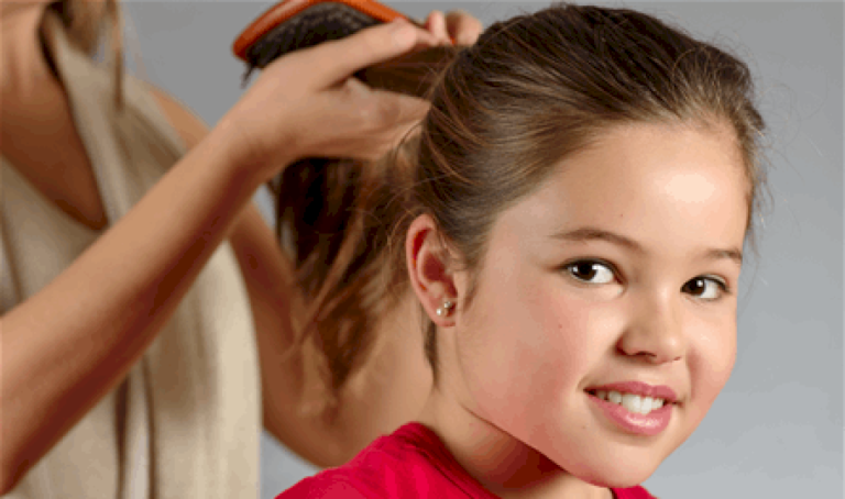 ما-هي-اسباب-تساقط-الشعر-عند-الاطفال؟