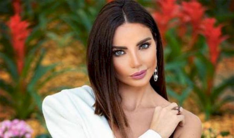 بدت منهارة والكحل يسيل من عينيها.. داليدا خليل تبكي بسبب سيف نبيل فما القصة؟ بدت-منهارة-والكحل-يسيل-من-عينيها.-داليدا-خليل-تبكي-بسبب-سيف-نبيل-فما-القصة؟