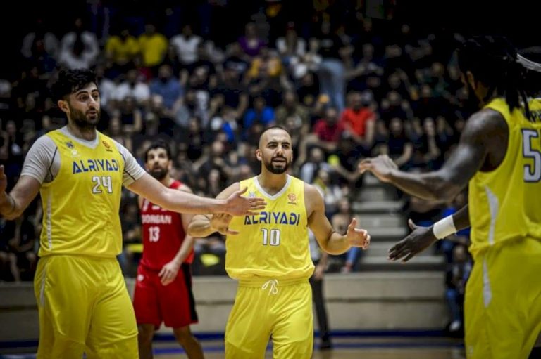 ترقّب-لمواجهة-كُرويّة-لبنانية-–-سورية