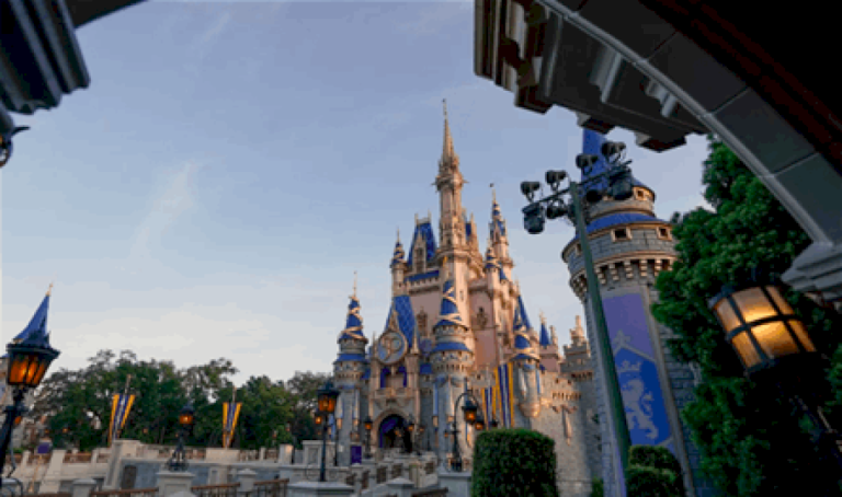 ممثلة تقاضي "ديزني".. ما علاقة إيلون ماسك؟ ممثلة-تقاضي-"ديزني".-ما-علاقة-إيلون-ماسك؟