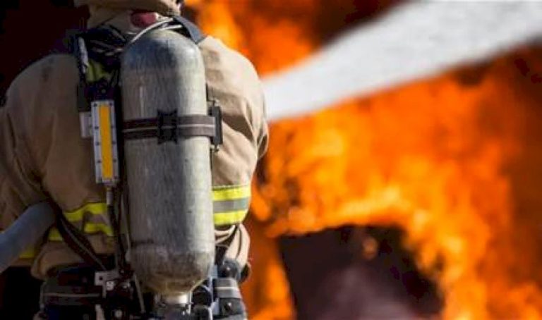 حريق-كبير-في-بناية-تسكن-فيها-فنانة-معروفة…-كيف-اشتعلت-النيران؟