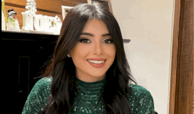 ماريتا الحلاني تتألق بالأسود.. وتعليق لافت من والدها (صور) ماريتا-الحلاني-تتألق-بالأسود.-وتعليق-لافت-من-والدها-(صور)