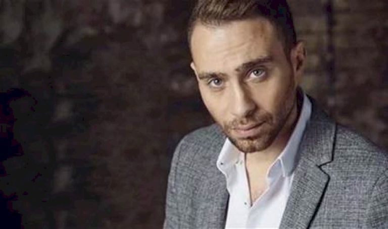 بعد عودته لشيرين.. حسام حبيب يثير التساؤلات بهذا التصرف بعد-عودته-لشيرين.-حسام-حبيب-يثير-التساؤلات-بهذا-التصرف