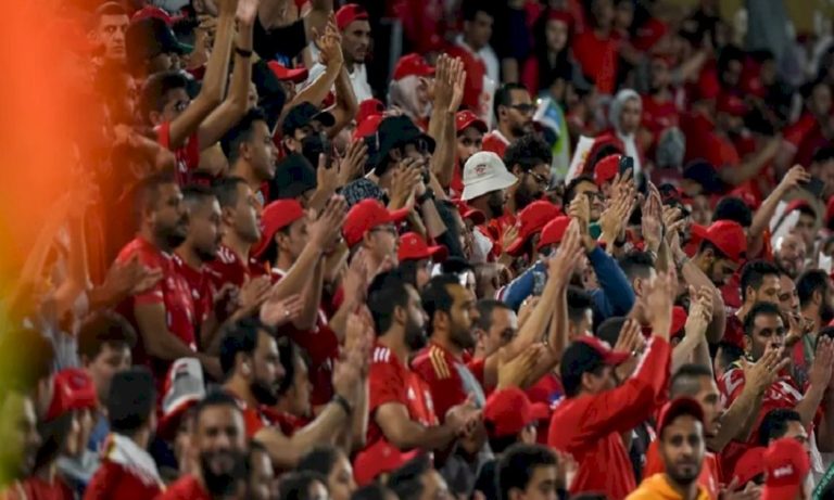 مصر.. قرار بزيادة أعداد الجماهير في الملاعب مصر.-قرار-بزيادة-أعداد-الجماهير-في-الملاعب