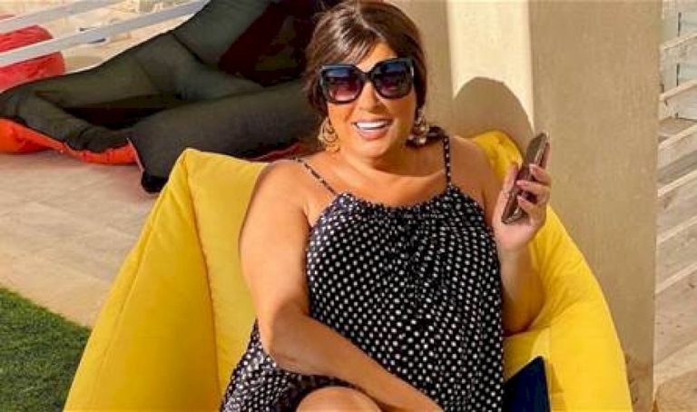 فيفي عبده تعلن عن عدد المرات التي تزوجت بها.. وهذا ما طلبته من حفار القبور! فيفي-عبده-تعلن-عن-عدد-المرات-التي-تزوجت-بها.-وهذا-ما-طلبته-من-حفار-القبور!