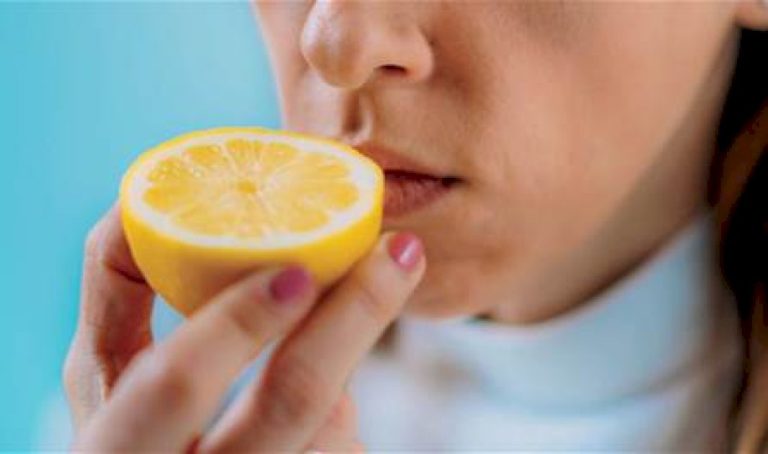 أسباب فقدان حاسة الشم أسباب-فقدان-حاسة-الشم