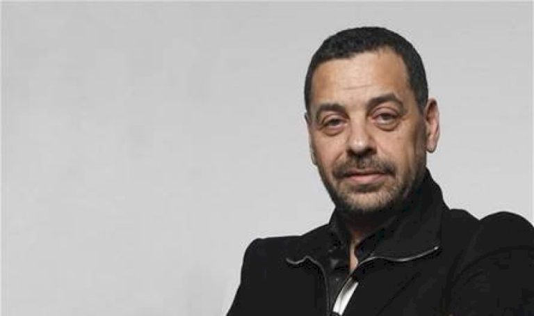 طارق العريان يعلّق على اغنية فنان شهير: "جامدة أوي" طارق-العريان-يعلّق-على-اغنية-فنان-شهير:-"جامدة-أوي"