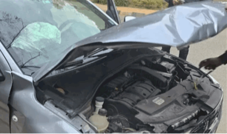 نجاة الفنانة وابنة شقيقها المخرج من الموت.. هذا ما حصل لدى عودتهما من المطار! نجاة-الفنانة-وابنة-شقيقها-المخرج-من-الموت.-هذا-ما-حصل-لدى-عودتهما-من-المطار!