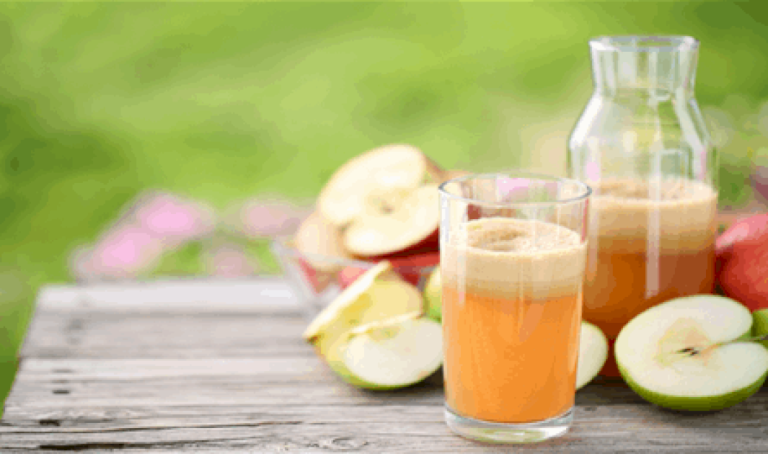 فوائد عصير التفاح.. هل له أضرار؟ فوائد-عصير-التفاح.-هل-له-أضرار؟