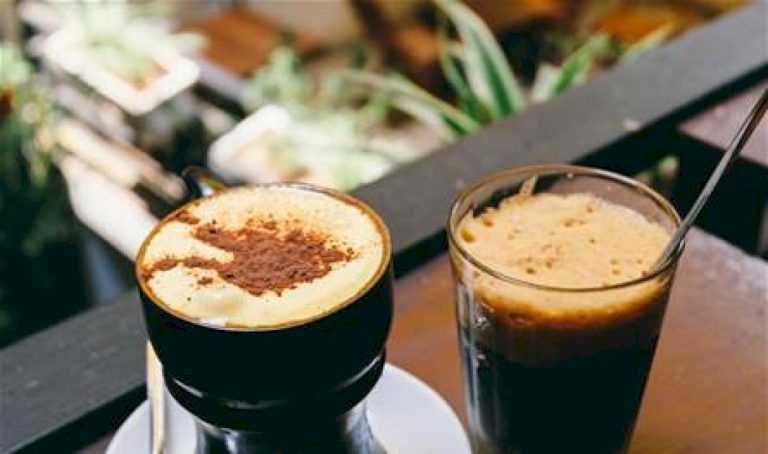 إضافة-الحليب-للقهوة-مضر-أم-مفيد؟