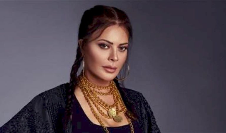 بالصورة…-كارمن-لبس-تُهدّد-بالإنتقام-من-نادين-نسيب-نجيم!