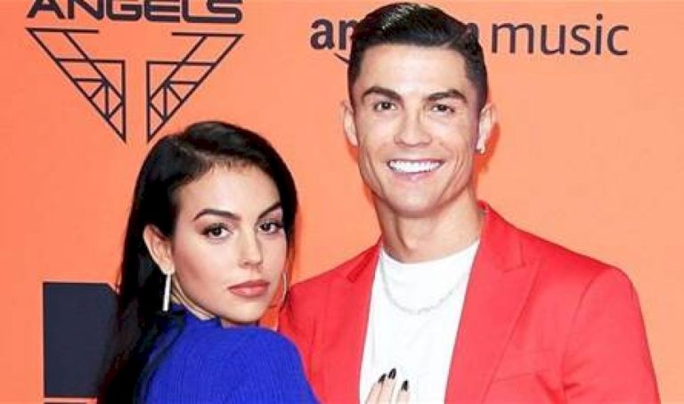 جورجينا-تنشر-بطاقة-دعوة-لحفل-زفاف-مع-التاريخ-والعنوان.-هل-ستتزوج-وأخيراً-من-رونالدو؟-(صورة)