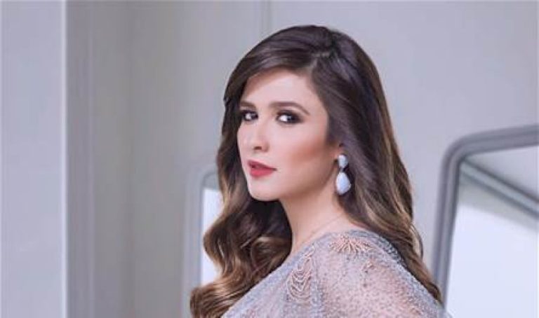 ياسمين-عبد-العزيز-تتصدّر-التريند-مجدداً.-ما-القصة؟