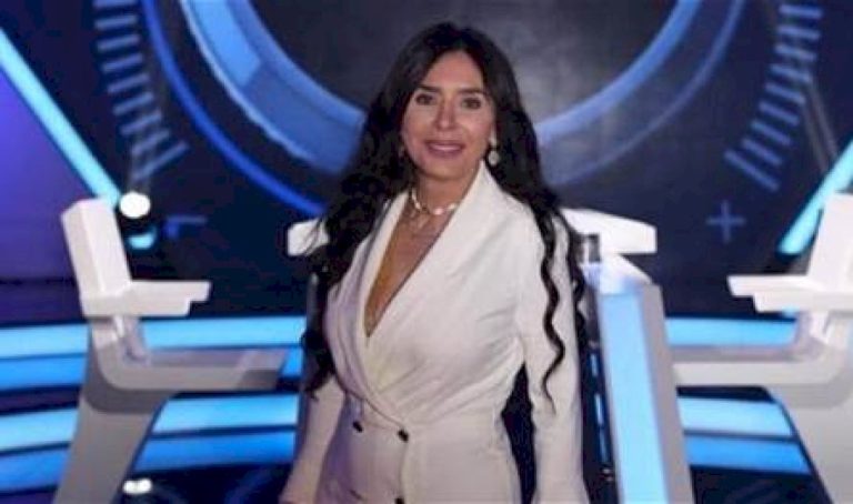 الراقصة دينا تثير الجدل بتصريحاتها الأخيرة حول تربية الرجل .. ماذا قالت؟ الراقصة-دينا-تثير-الجدل-بتصريحاتها-الأخيرة-حول-تربية-الرجل.-ماذا-قالت؟