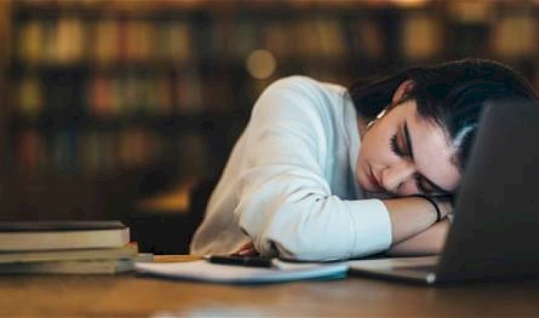 النوم-يحد-أثر-التغذية-الصحية-على-السكري