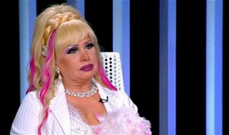 أسلمت الروح على كتف حفيدتها.. مادونا تكشف اللحظات الأخيرة في حياة والدتها أسلمت-الروح-على-كتف-حفيدتها.-مادونا-تكشف-اللحظات-الأخيرة-في-حياة-والدتها