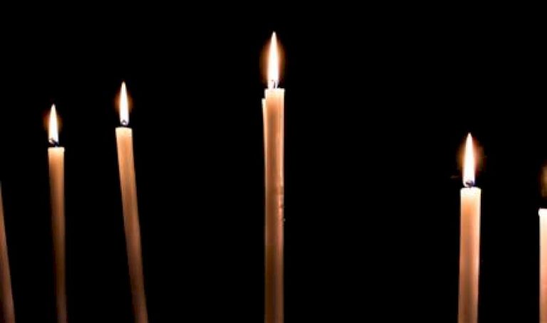 تعاون مع كبار الشعراء والملحنين.. فنان مصري شهير في ذمة الله تعاون-مع-كبار-الشعراء-والملحنين.-فنان-مصري-شهير-في-ذمة-الله