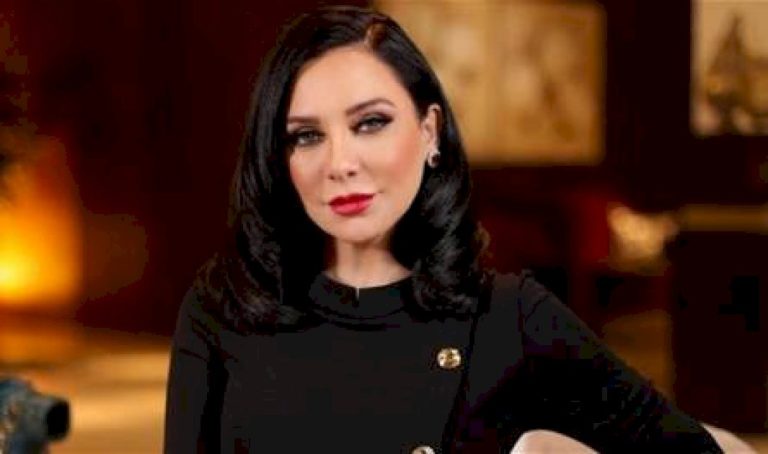 فقدت-بصرها-‏لمدّة-ساعتين.-فنانة-سورية-شهيرة-تكشف-عن-أبشع-ما-حصل-معها!