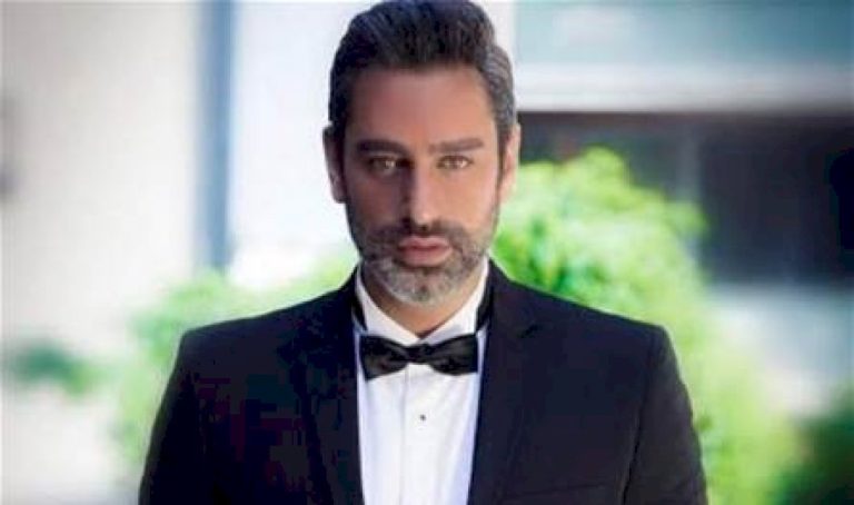 بحضور جيسي عبده.. ممثل شهير يحتفل بعيد ميلاده في سهرة مميزة (صور) بحضور-جيسي-عبده.-ممثل-شهير-يحتفل-بعيد-ميلاده-في-سهرة-مميزة-(صور)