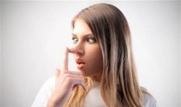 بمناسبة كذبة نيسان.. كيف يؤثر الكذب على صحتك النفسية؟ بمناسبة-كذبة-نيسان.-كيف-يؤثر-الكذب-على-صحتك-النفسية؟