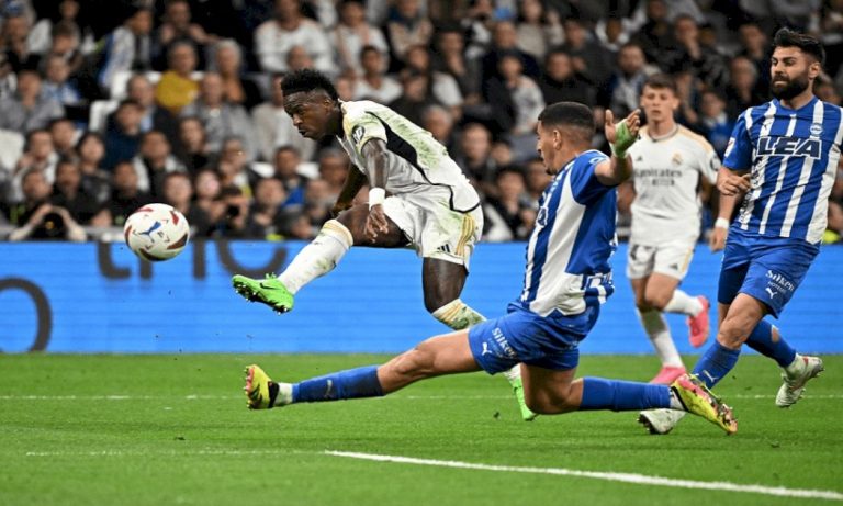 الريال يتخطى ألافيس بخماسية الريال-يتخطى-ألافيس-بخماسية