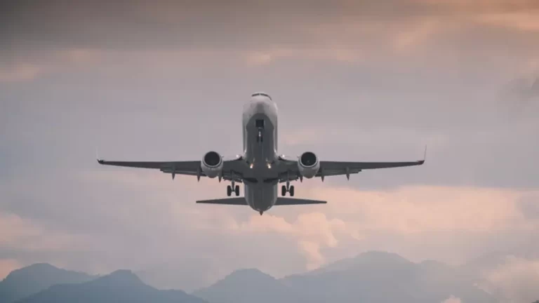 هبوط اضطراري لطائرة متجهة إلى السعودية هبوط-اضطراري-لطائرة-متجهة-إلى-السعودية