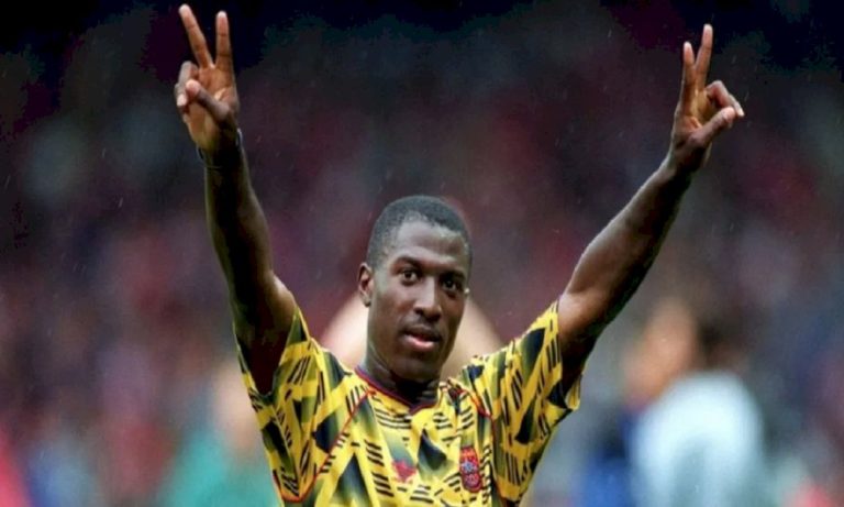 وفاة مهاجم أرسنال وإيفرتون السابق كيفن كامبل وفاة-مهاجم-أرسنال-وإيفرتون-السابق-كيفن-كامبل